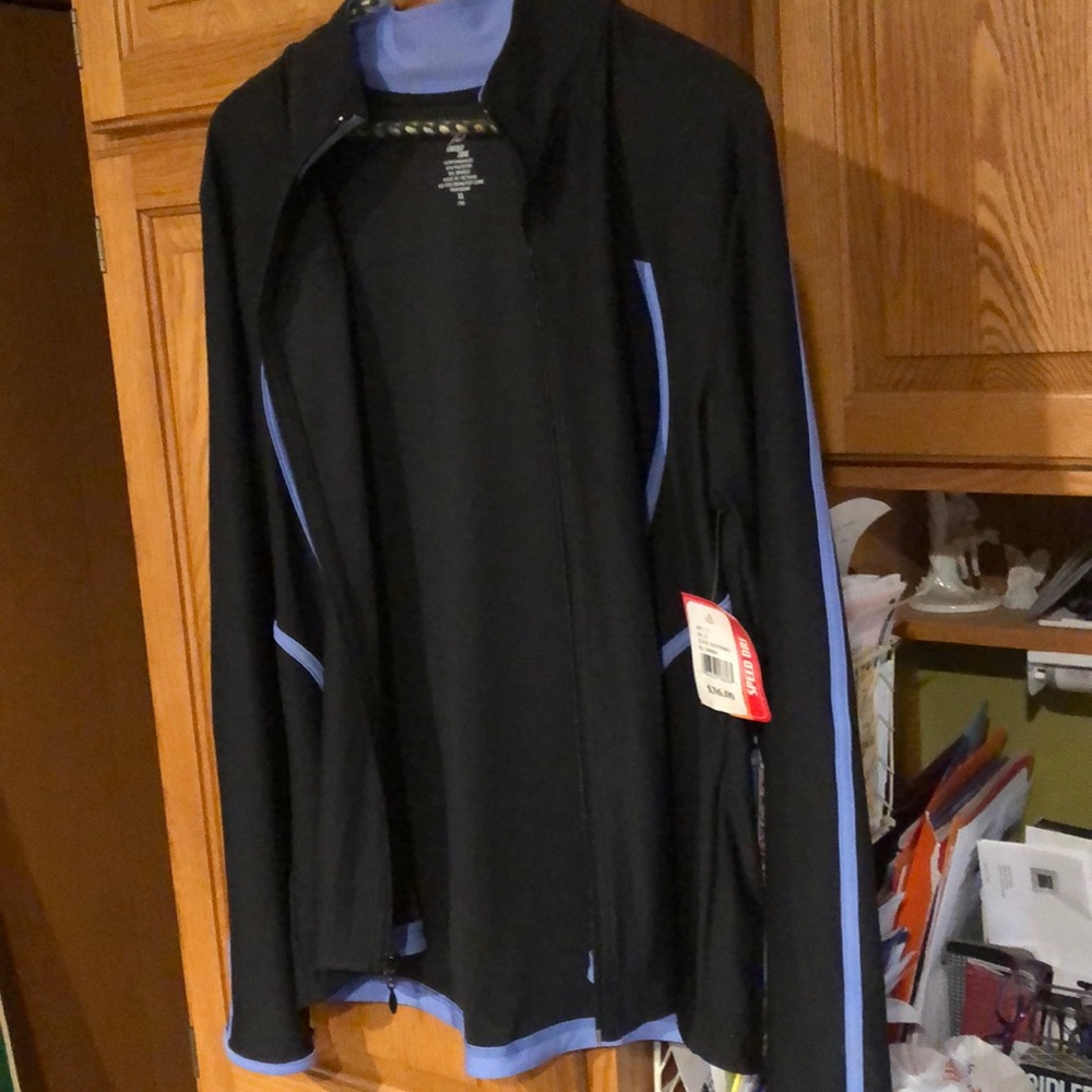 Jacket - Picture 5 of 6